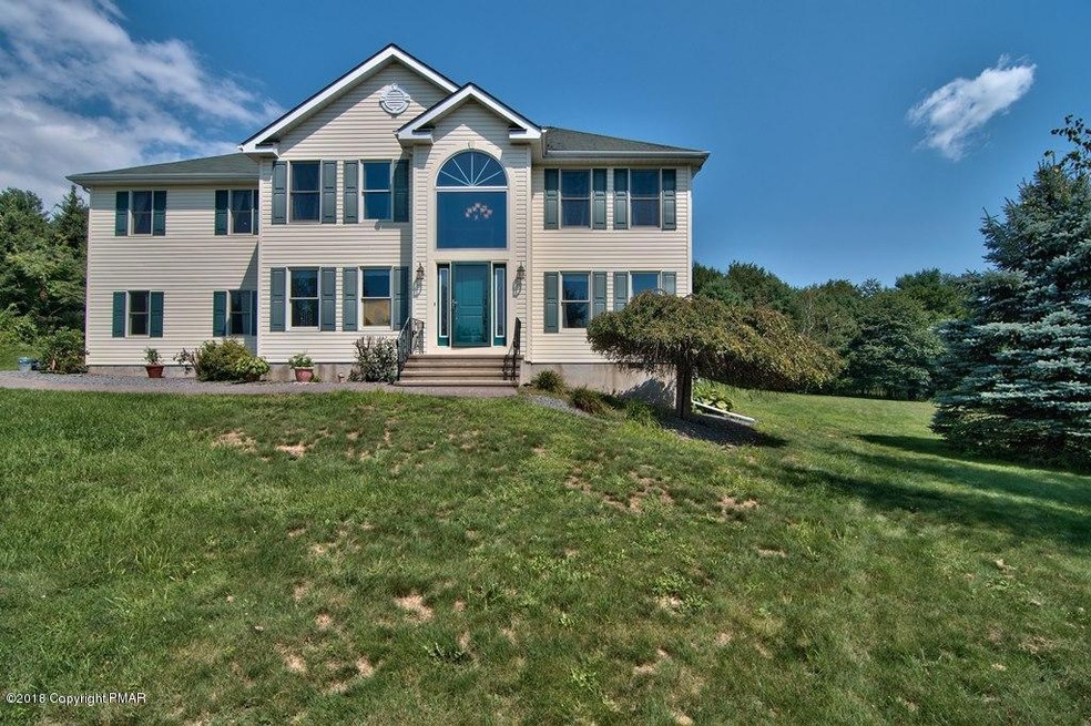 252 Harvest Hill Dr, Effort, PA 18330 - photo 1