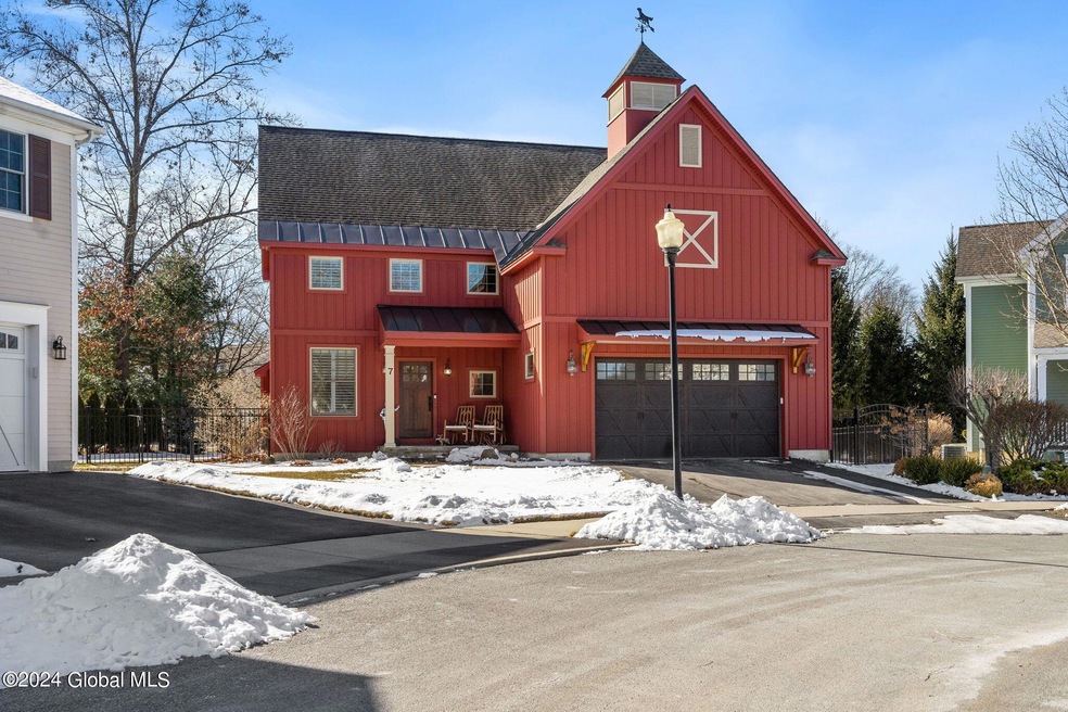 7 Daggs Ln, Saratoga Springs, NY 12866 - photo 1