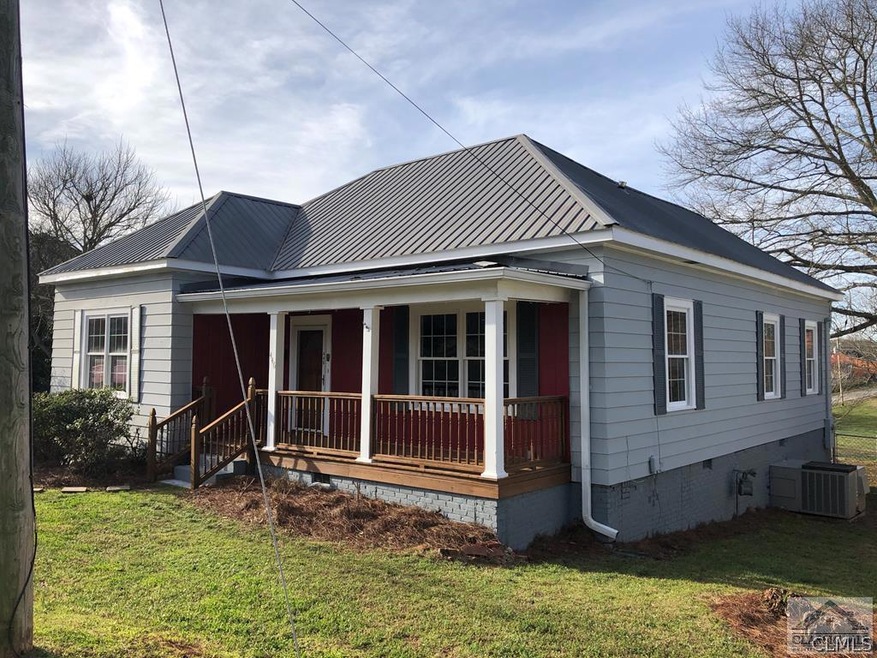 446 Spring St, Commerce, GA 30529 - photo 1