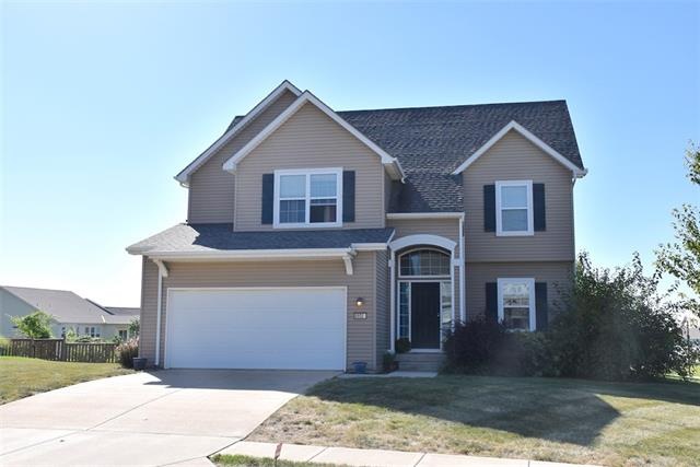 8900 Dunraven St, Lenexa, KS 66227 - photo 1