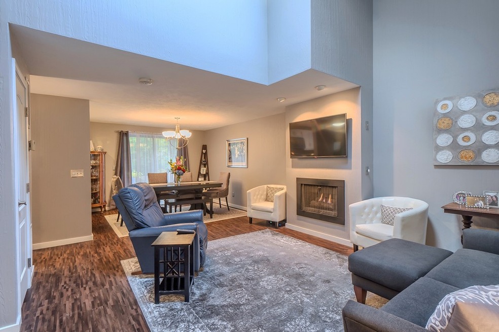 18 Eaton Ct unit 18, Haverhill, MA 01832 - photo 1