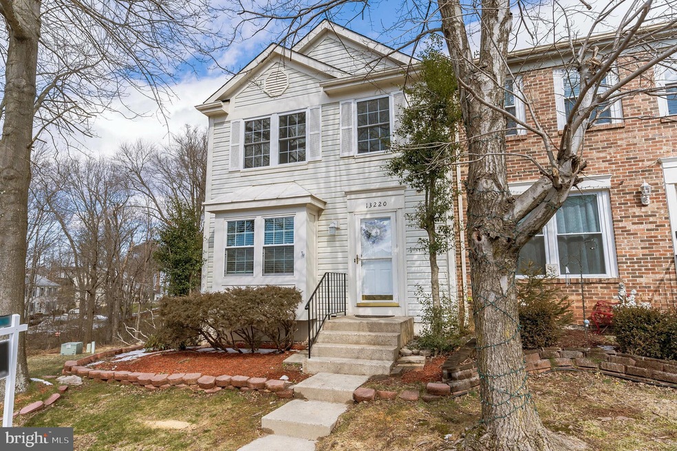13220 Custom House Ct, Fairfax, VA 22033 - photo 1