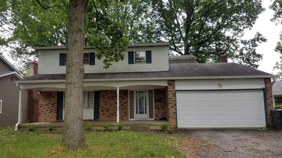 4952 Tamarack Blvd, Columbus, OH 43229 - photo 1