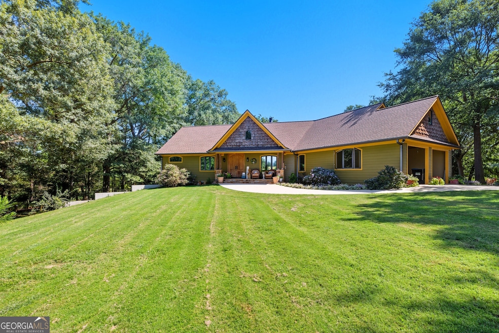 1320 Burroughs Rd, Lavonia, GA 30553 - photo 1