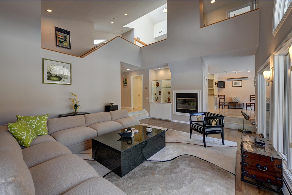 19 Coldbrooke Dr unit 19B, Lenox, MA 01240 - photo 1