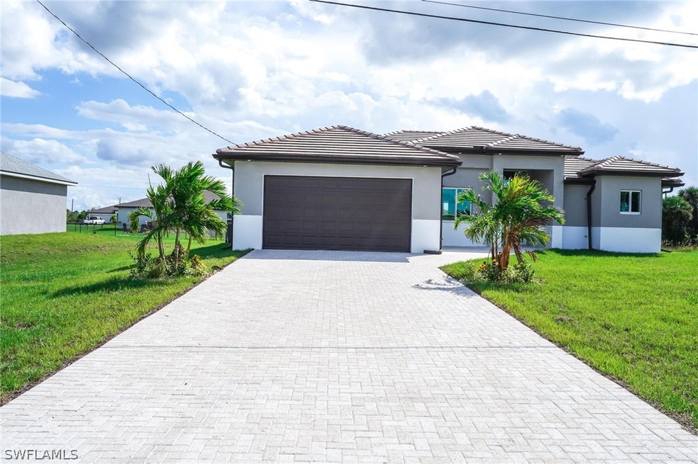 242 Blackstone Dr, Fort Myers, FL 33913 - photo 1