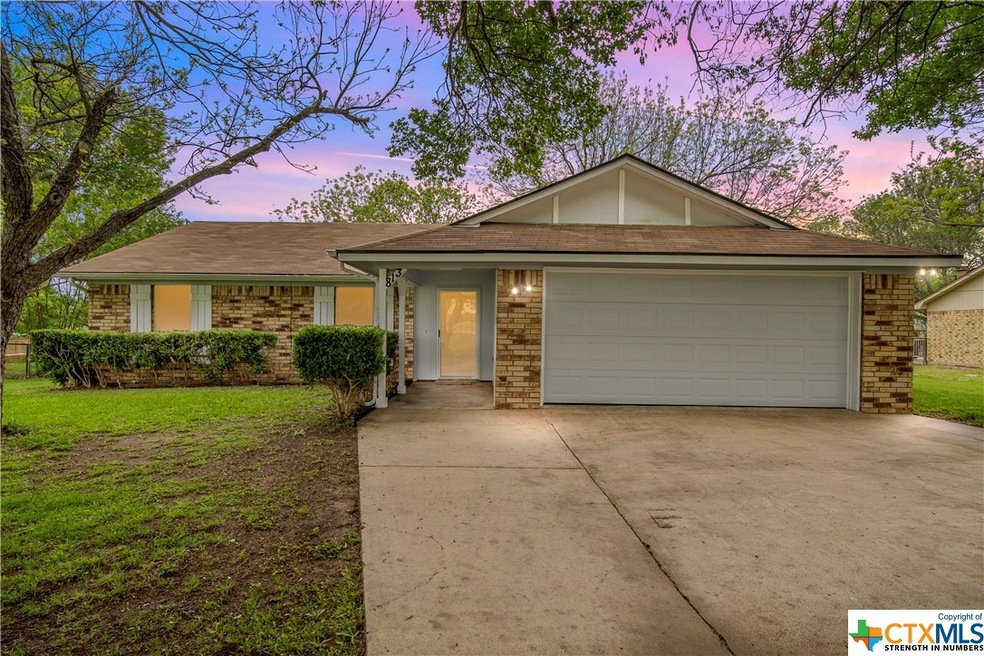 813 W 3rd St, Eddy, TX 76524 - photo 1