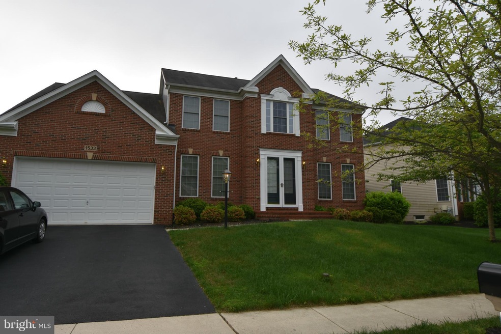 1533 Star Stella Dr, Odenton, MD 21113 - photo 1