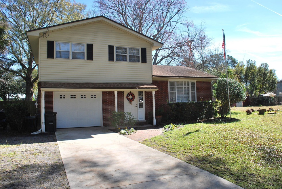 4321 Fender Dr, Jacksonville, FL 32210 - photo 1