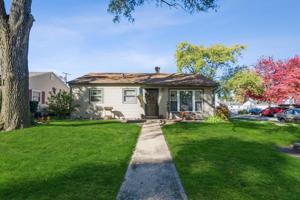 544 N Cline Ave, Griffith, IN 46319 - photo 1