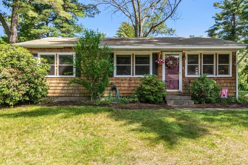 6 Jay Ave, Northborough, MA 01532 - photo 1