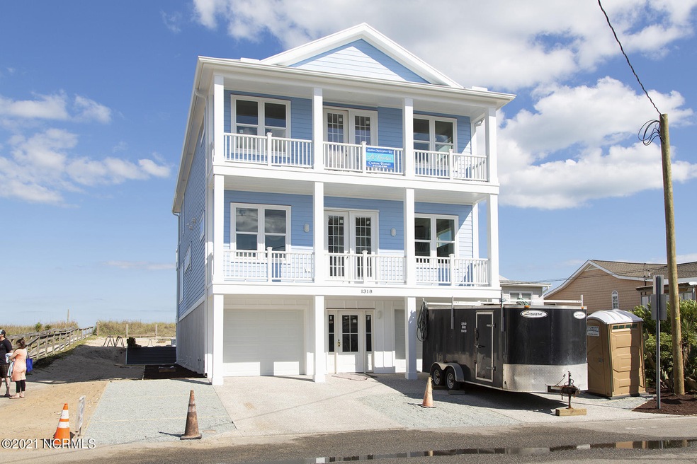 Carolina-Beach-N-1318-1F Diana L33A0345