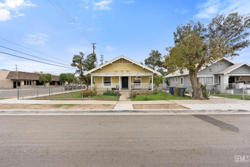 1330 M St, Bakersfield, CA 93301 - photo 1