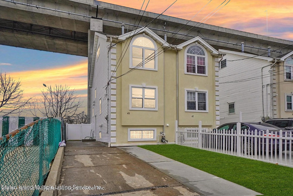 45 Morningstar Rd, Staten Island, NY 10303 - photo 1