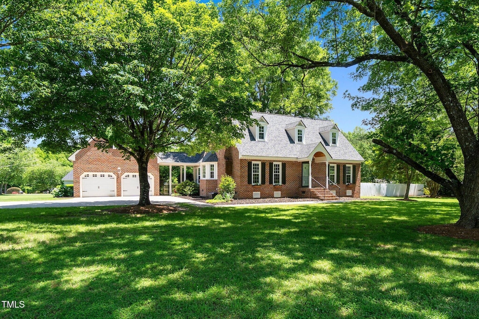 3-web-or-mls-2417 Ridgeford (35 of 37)