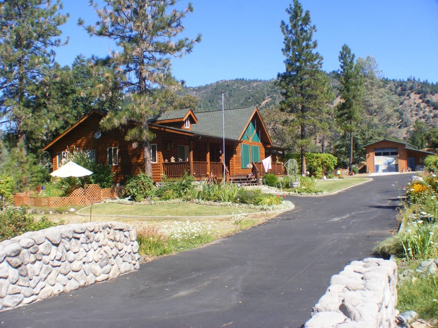 front  of Cedar Log home