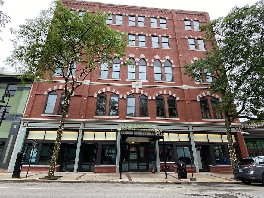 83 Hanover St unit 407, Manchester, NH 03101 - photo 1