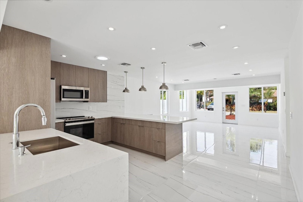 For Rent $4,900/month