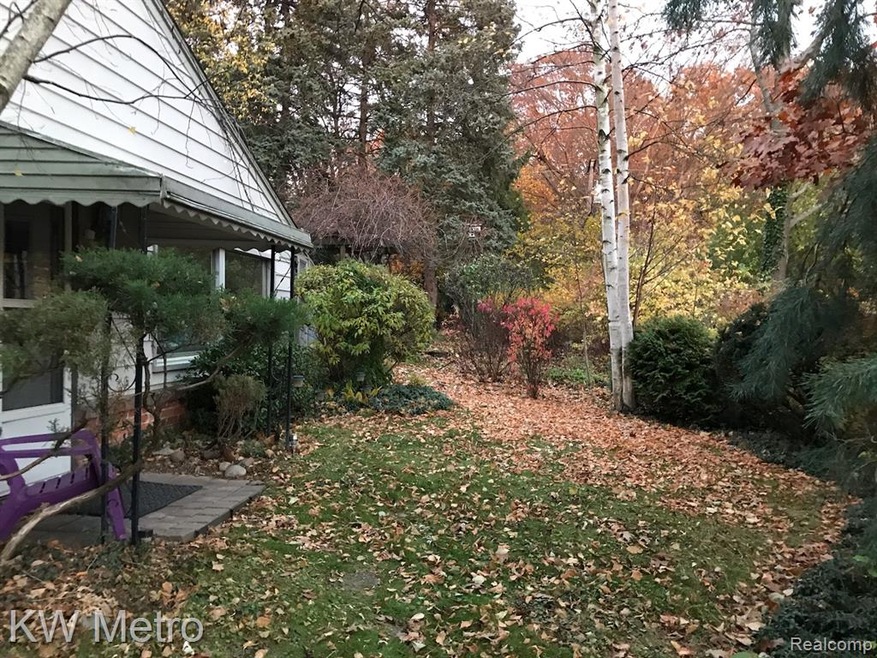 4351 Franklin Rd, Bloomfield Hills, MI 48302 - photo 1