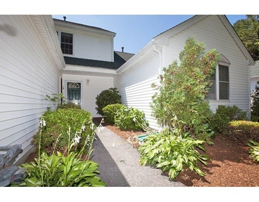 18 Robin Ln unit 18, Rockland, MA 02370 - photo 1