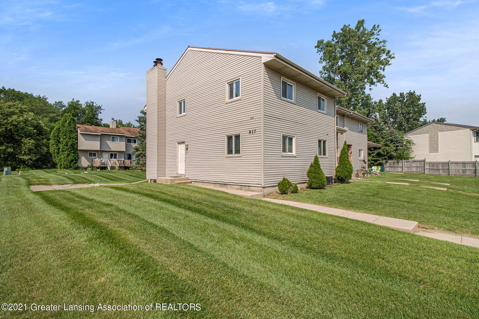 917 W Brookside Dr.