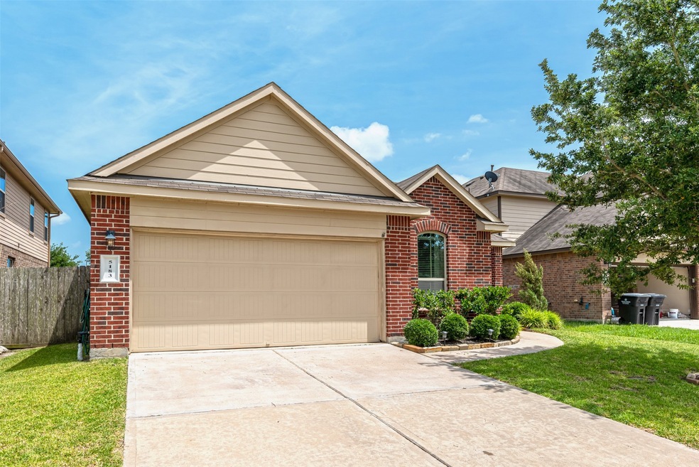 5183 Kendall Cove Ct, Alvin, TX 77511 - photo 1