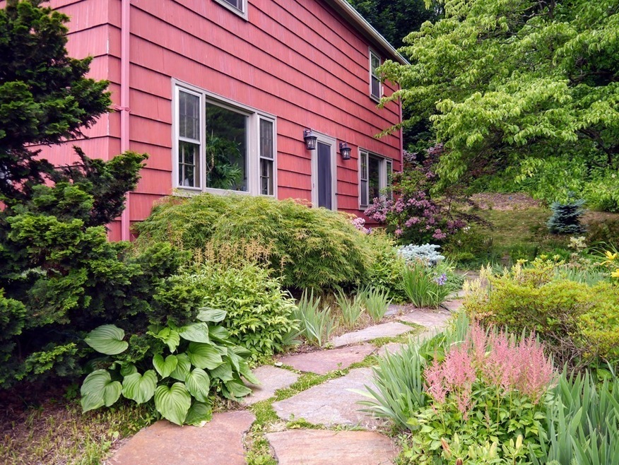 250 Madison Ave W, Holyoke, MA 01040 - photo 1