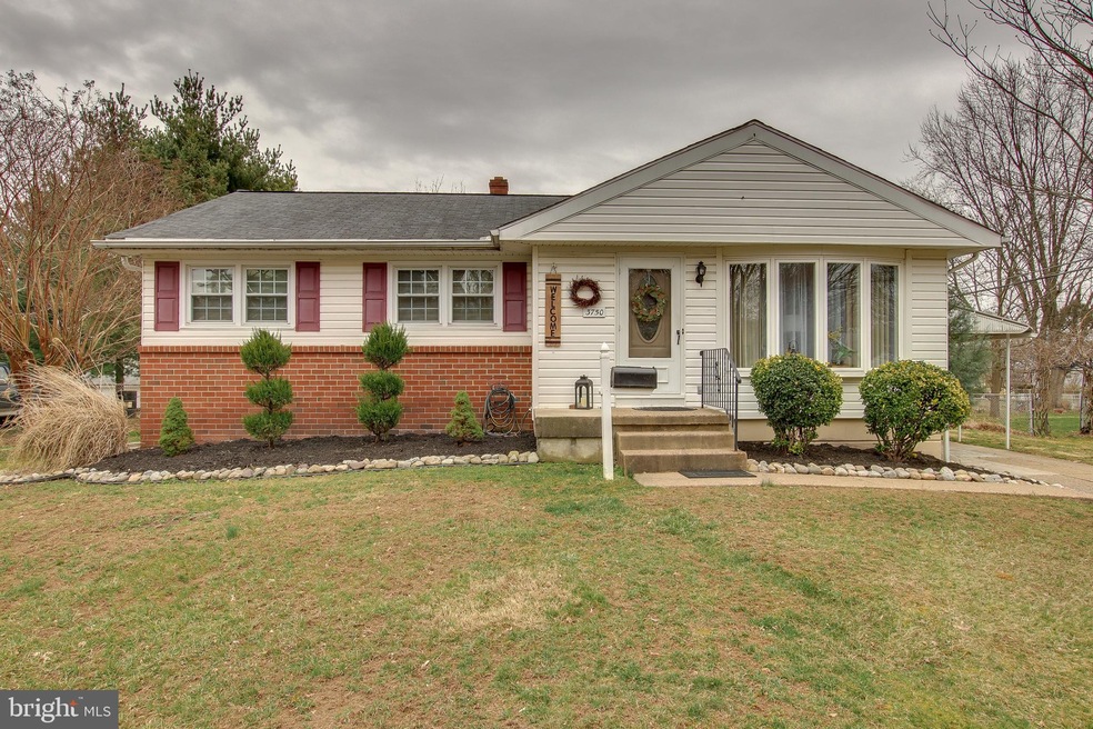 3750 Susan Ln, Brookhaven, PA 19015 - photo 1