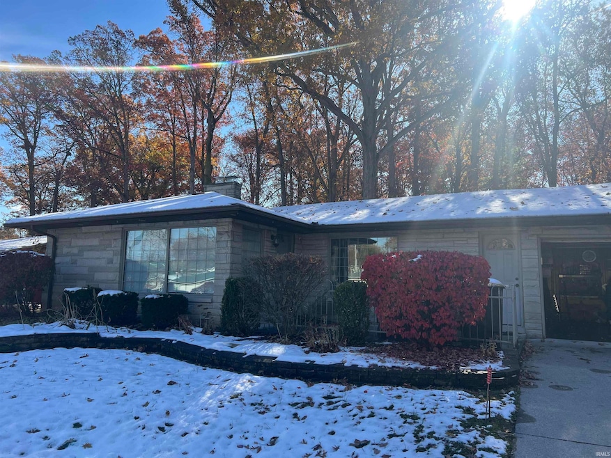 929 Morrow Way, Fort Wayne, IN 46808 - photo 1