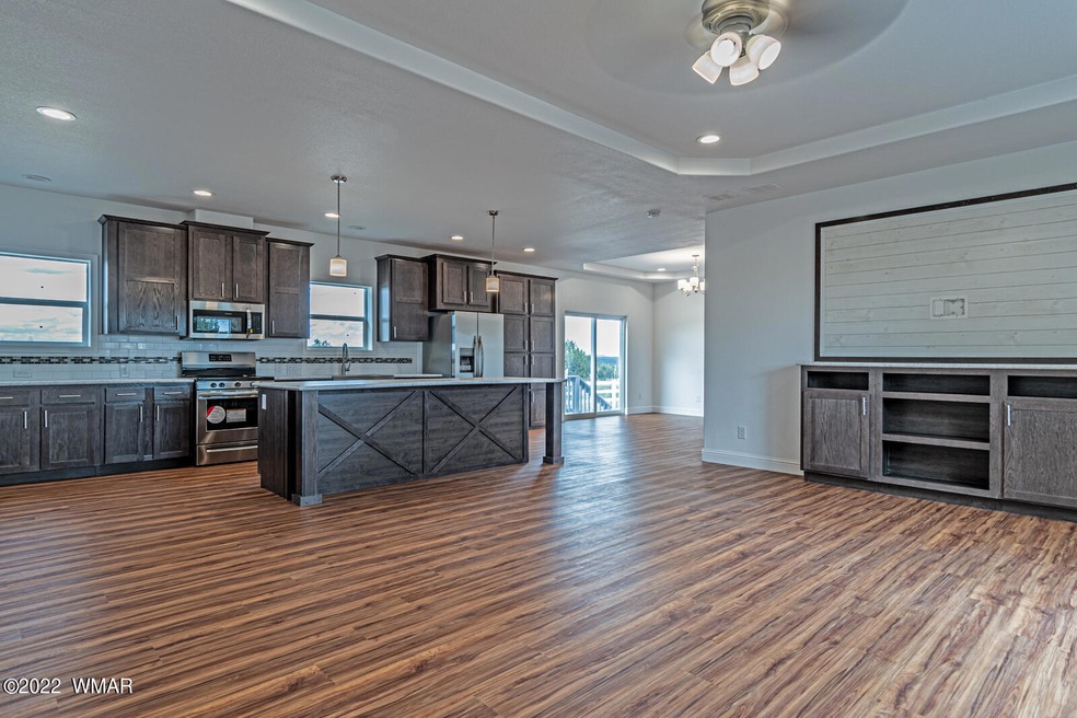 8774 Luana Dr, Show Low, AZ 85901 - photo 1