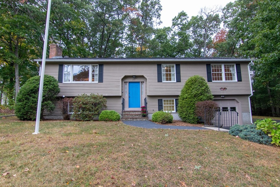 391 Old Post Rd, Walpole, MA 02081 - photo 1