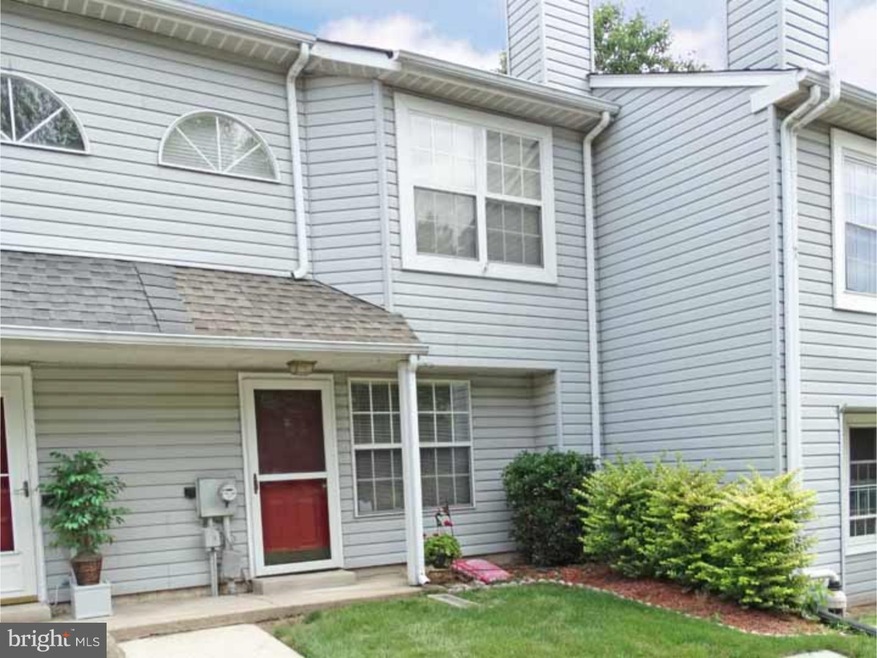 35 Parkview Cir, Southampton, PA 18966 - photo 1