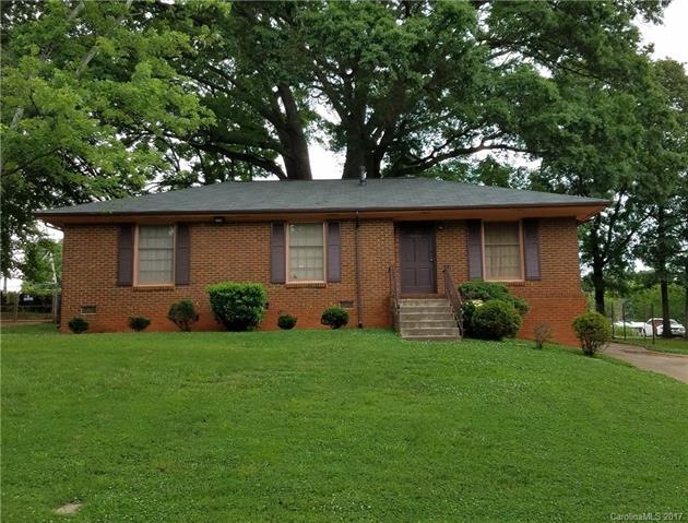 Well maintained full brick ranch
