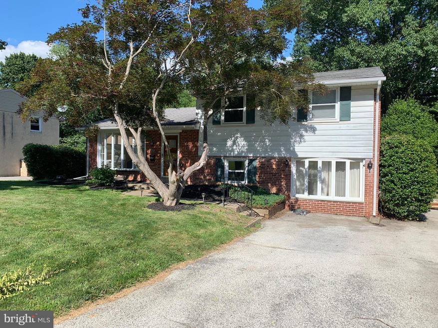 127 Beechtree Dr, Broomall, PA 19008 - photo 1