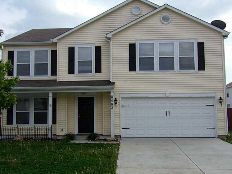 9583 W Quarter Moon Dr, Pendleton, IN 46064 - photo 1