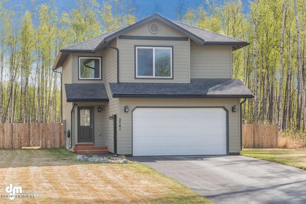 Exterior Front_DMD_7254-SMALL