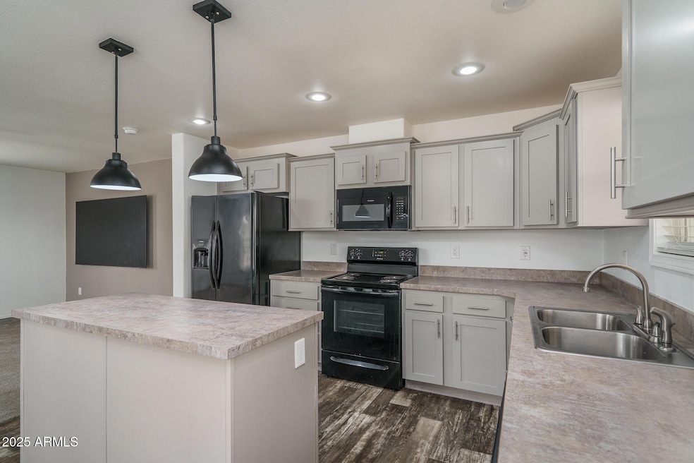 8) KITCHEN