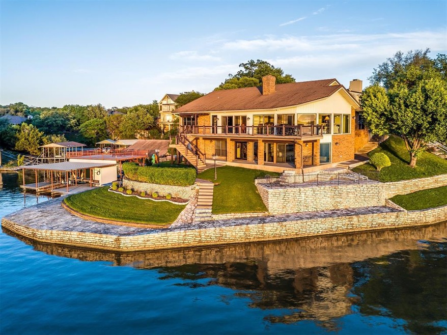 5624 Thunderbird Ct, Granbury, TX 76049 - photo 1