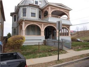 202 Hough Ave unit 2ND F, Bridgeport, CT 06608 - photo 1