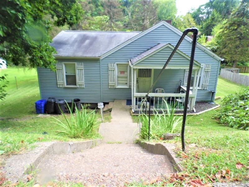 WELCOME TO 1601 SYLVAN AVENUE IN WEST MIFFLIN. 3 B