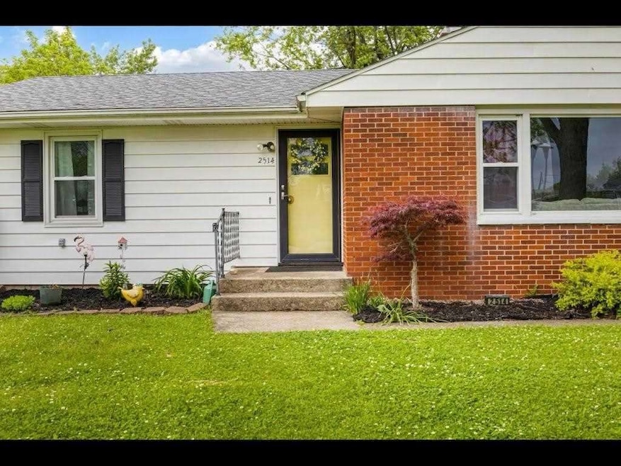 2514 S B St, Richmond, IN 47374 - photo 1