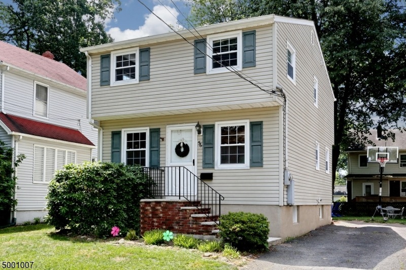 56 Schuler Ave, Waldwick, NJ 07463 - photo 1