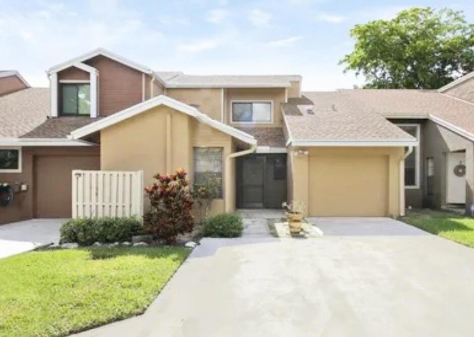 22376 Cypress Wood Ln, Boca Raton, FL 33428 - photo 1