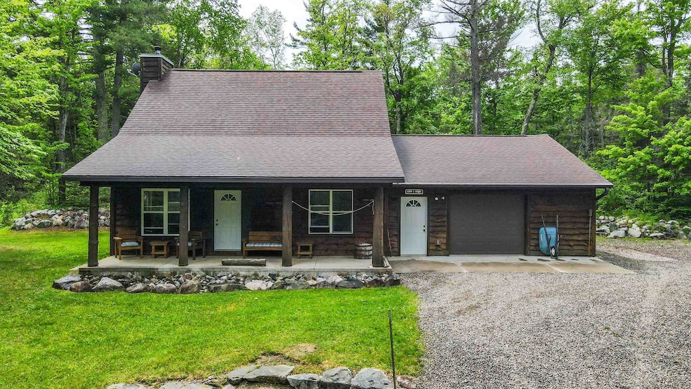 For Sale $650,000 • Co-Listing Agent