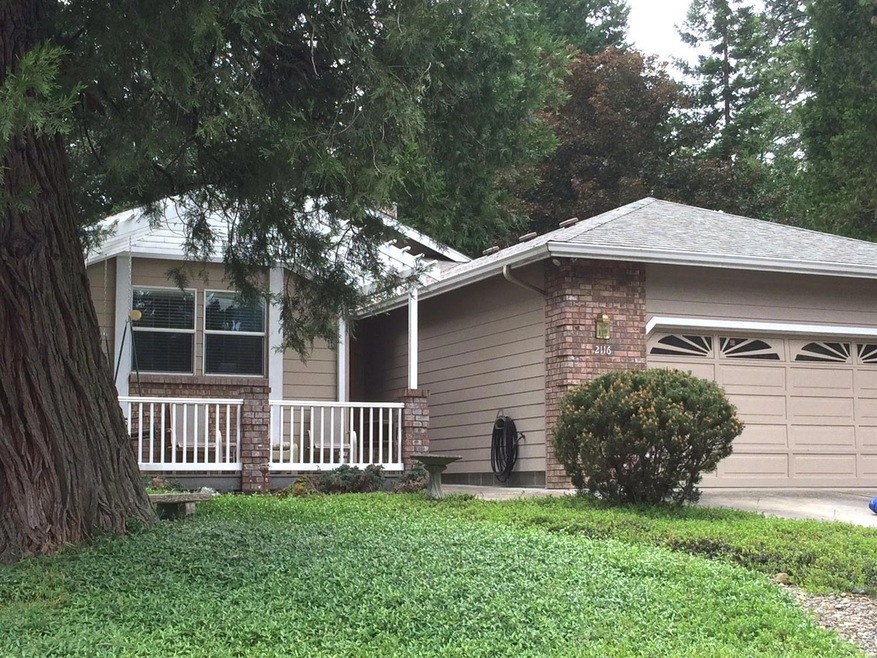 2116 NW Shelly Cir, Grants Pass, OR 97526 - photo 1