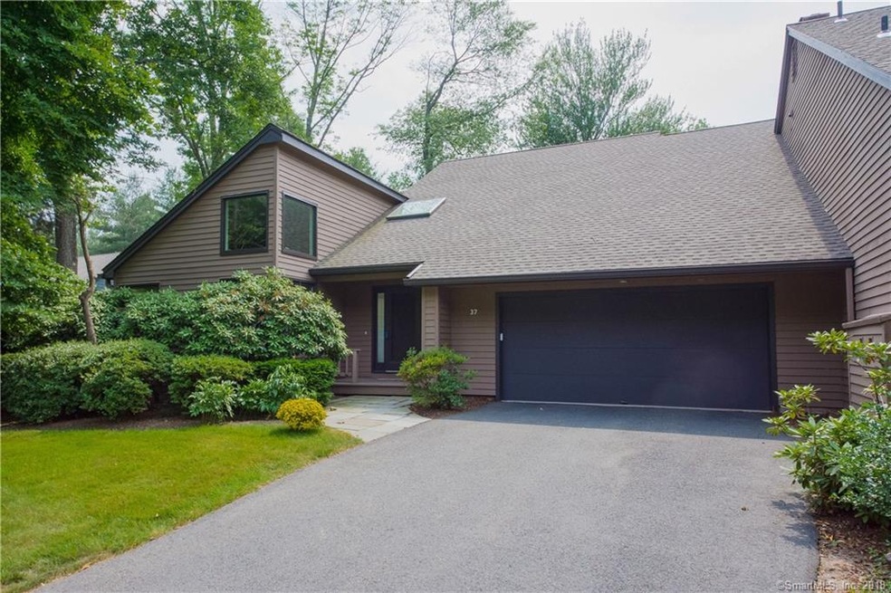 37 Ironwood Rd, West Hartford, CT 06117 - photo 1