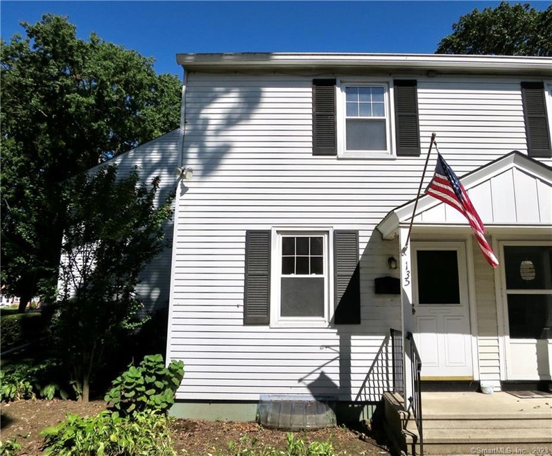 135 Sylvan Knoll Rd, Stamford, CT 06902 - photo 1