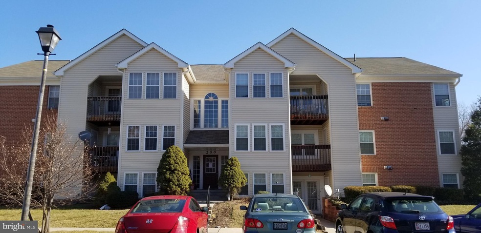 200 Juneberry Way unit 2B, Glen Burnie, MD 21061 - photo 1