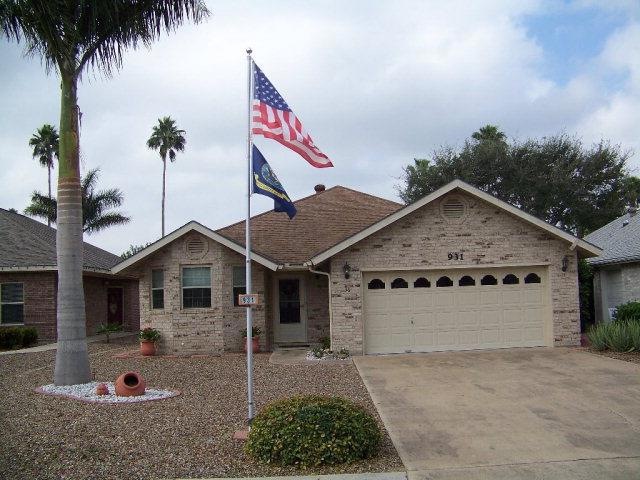 931 Citrus Dr, Alamo, TX 78516 - photo 1