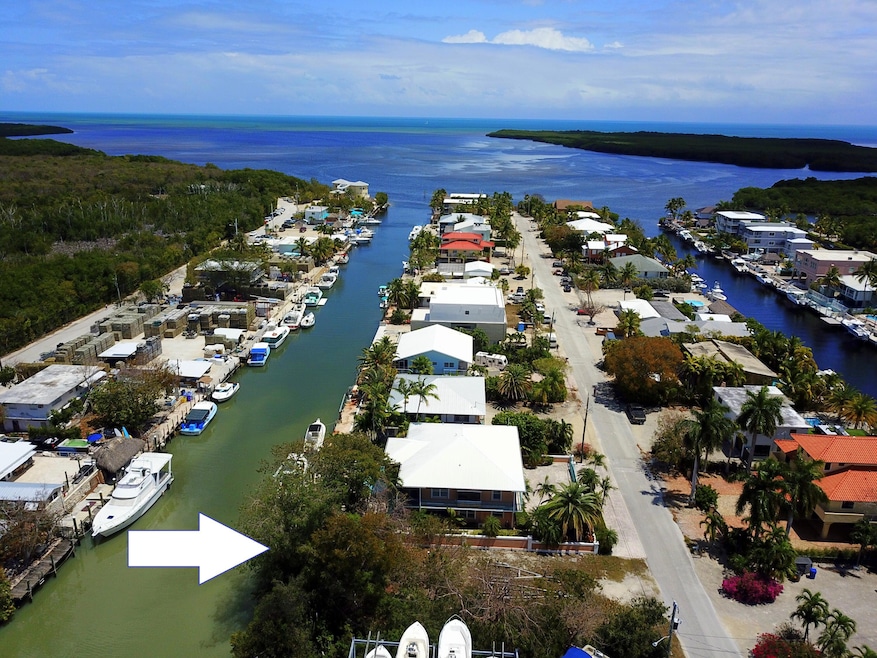8 Exuma Rd, Key Largo, FL 33037 - photo 1